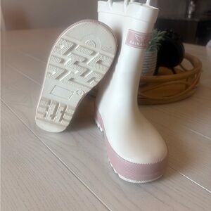 Girls rain boots